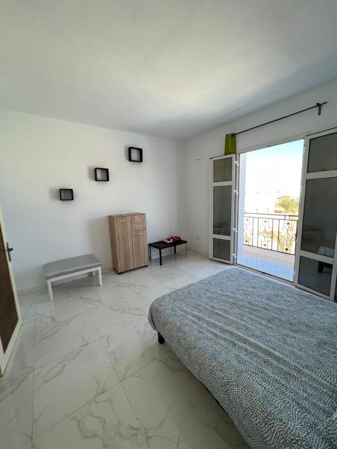 Magnifique villa avec piscine sur l’île de djerba Houmt Souk  Extérieur photo